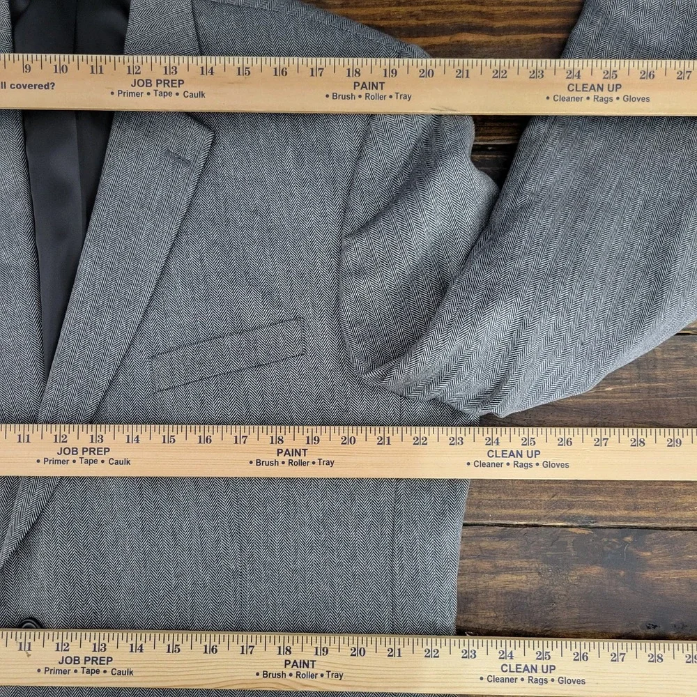 Joseph Feiss Men's Sport Coat Blazer Two Button‎ Gray Herringbone Poly Blend 46L